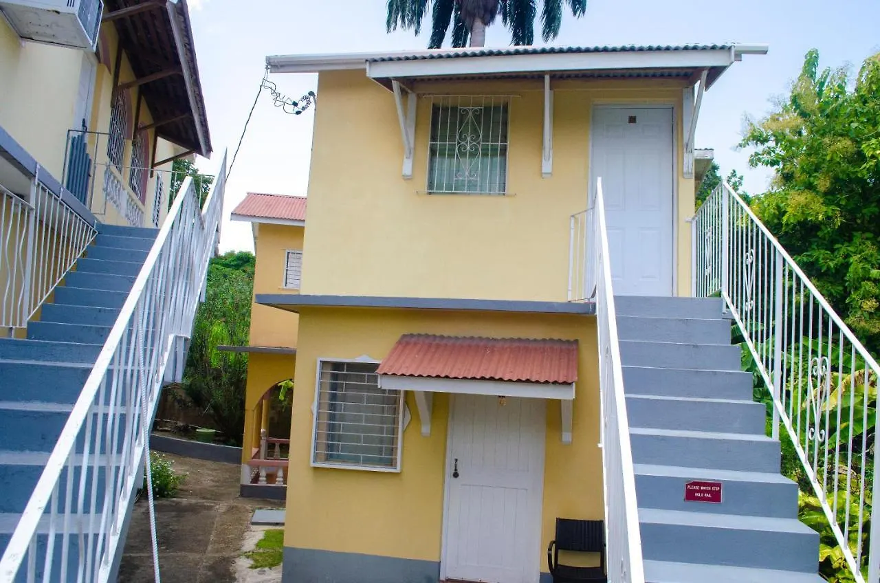 **  Little Shaw Park Guest House Ocho Rios Jamaica