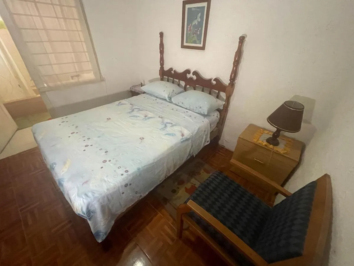 **  Little Shaw Park Guest House Ocho Rios Jamaica